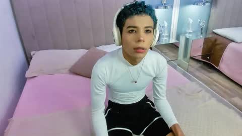 Florian Sven online show from September 29, 1:33 am