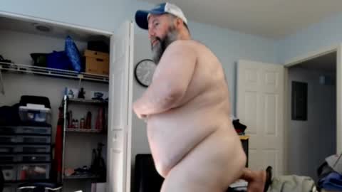 Snapshot of floridabearx chatting on May 27, 11:35 pm FloridaBear online show from May 27, 11:35 pm