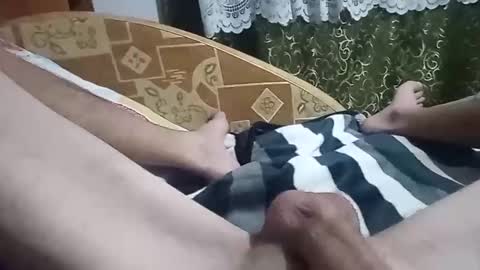 Snapshot of florintrelia44 chatting on November 6, 7:15 pm florintrelia44 online show from November 6, 7:15 pm