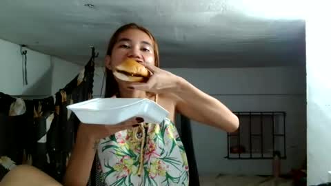 florloversweet1 online show from May 24, 4:34 pm