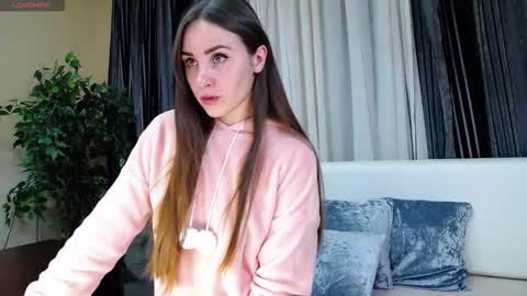 Snapshot of flouvet chatting on September 14, 7:29 am Flouvet online show from September 14, 7:29 am