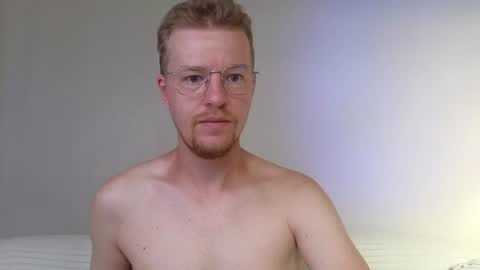 Snapshot of flower_haze chatting on July 16, 3:45 am Alexander online show from July 16, 3:45 am