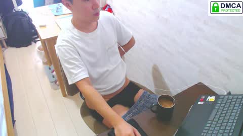 flowerbox online show from November 1, 3:52 am