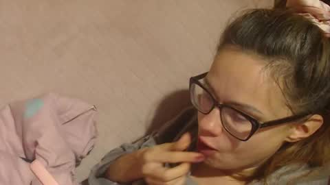 say meow and send tip  online show from November 9, 9:57 pm