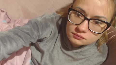 say meow and send tip  online show from November 16, 10:54 am