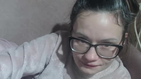 Snapshot of flowercandydoll13 chatting on February 9, 8:24 pm say meow and send tip online show from February 9, 8:24 pm