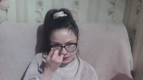 Snapshot of flowercandydoll13 chatting on February 16, 8:05 pm say meow and send tip online show from February 16, 8:05 pm