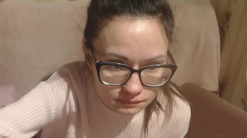 Snapshot of flowercandydoll13 chatting on February 18, 1:40 pm say meow and send tip online show from February 18, 1:40 pm