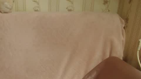 Snapshot of flowercandydoll13 chatting on February 28, 5:58 pm say meow and send tip online show from February 28, 5:58 pm