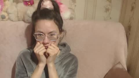 say meow and send tip  online show from March 23, 7:34 am