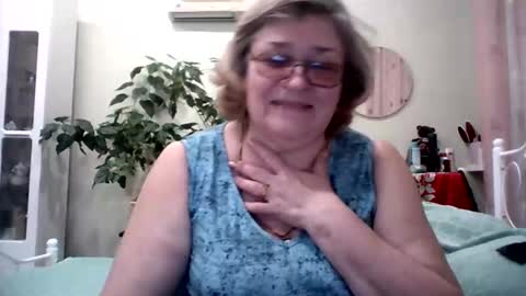 Flowerlower online show from February 3, 5:56 pm