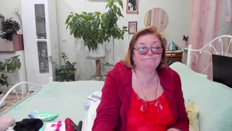 Flowerlower online show from September 18, 7:27 pm