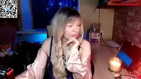 Irene online show from May 22, 8:58 pm