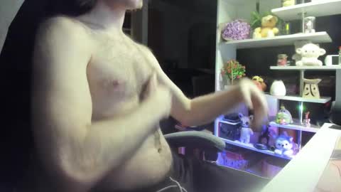 fluffycat  online show from November 24, 4:56 am