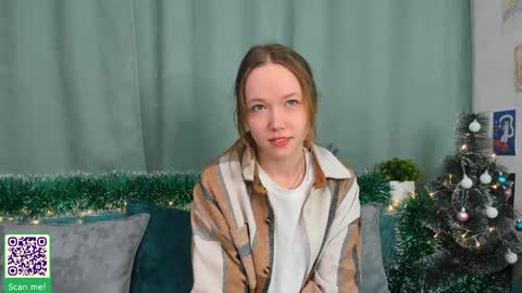 Polly online show from January 1, 7:10 pm