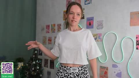 Polly online show from January 2, 1:17 am