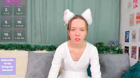 Polly online show from January 10, 8:04 pm
