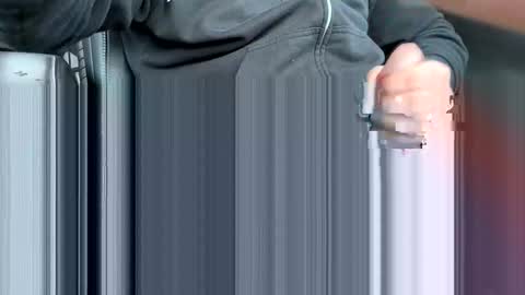 Snapshot of flyersguy84 chatting on February 3, 6:13 pm Average Joe online show from February 3, 6:13 pm