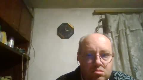 Snapshot of fm_group_nederland chatting on November 2, 12:57 am VIP Magnolia online show from November 2, 12:57 am