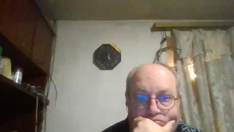 Snapshot of fm_group_nederland chatting on November 2, 3:03 pm VIP Magnolia online show from November 2, 3:03 pm