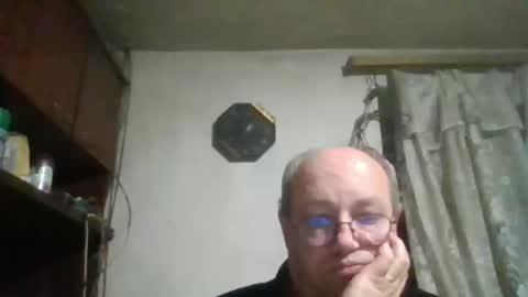 Snapshot of fm_group_nederland chatting on November 16, 11:10 pm VIP Magnolia online show from November 16, 11:10 pm