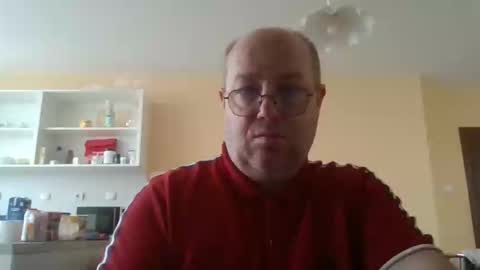 Snapshot of fm_group_nederland chatting on April 2, 10:35 am VIP Magnolia online show from April 2, 10:35 am