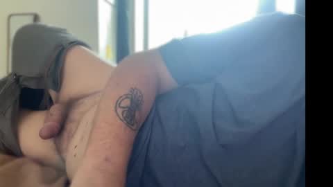 fnkywht60smthng_ online show from February 25, 9:35 pm