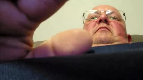 focusfuker online show from April 11, 11:20 pm