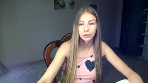 Molli  Ready for any play with you. Hottest show in pvt  Help a student earn big tokens  online show from October 6, 2:03 pm