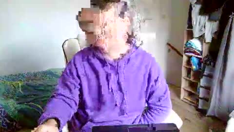 Snapshot of foix228489 chatting on September 28, 2:22 pm foxalwaysexcited online show from September 28, 2:22 pm