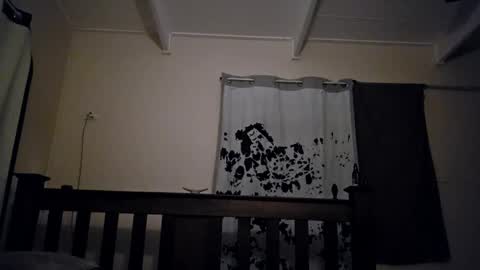 foliedeux online show from December 28, 3:15 pm