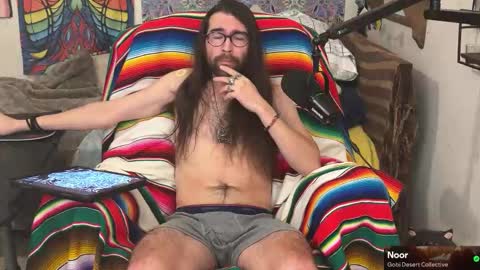 Chris online show from February 25, 11:53 am