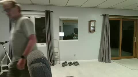 Snapshot of foodforcatfists chatting on September 17, 2:24 am foodforcatfists online show from September 17, 2:24 am