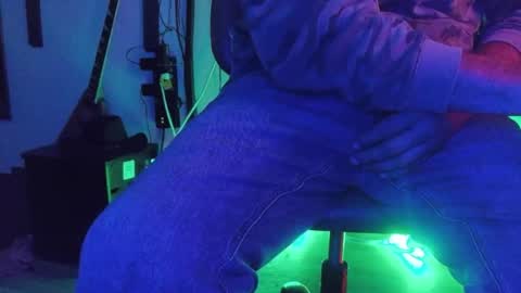 Snapshot of footlover6 chatting on June 7, 7:45 am Thomas Jefferson online show from June 7, 7:45 am