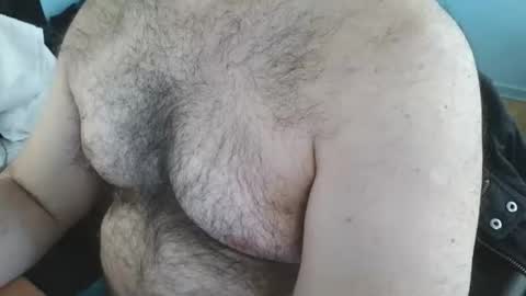 Snapshot of footmasterjosh chatting on April 8, 9:48 pm footmasterjosh online show from April 8, 9:48 pm