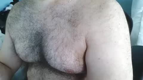 Snapshot of footmasterjosh chatting on April 13, 6:35 pm footmasterjosh online show from April 13, 6:35 pm