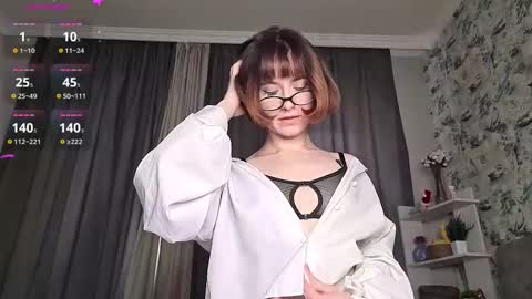 Laura online show from October 5, 10:13 am