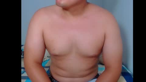 Snapshot of forbidden_games__ chatting on January 5, 1:35 am emely and felix online show from January 5, 1:35 am