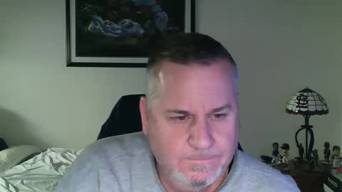 Snapshot of foreplayman22 chatting on December 19, 12:34 am foreplayman22 online show from December 19, 12:34 am