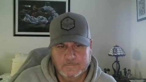 Snapshot of foreplayman22 chatting on March 3, 8:43 pm foreplayman22 online show from March 3, 8:43 pm