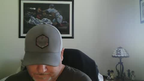 Snapshot of foreplayman22 chatting on March 8, 7:09 pm foreplayman22 online show from March 8, 7:09 pm