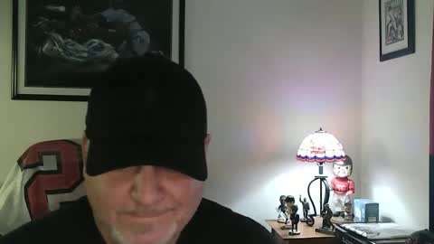 Snapshot of foreplayman22 chatting on November 17, 10:26 pm foreplayman22 online show from November 17, 10:26 pm