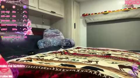 Elaine online show from October 13, 11:16 pm