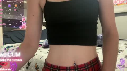 Elaine online show from August 3, 12:31 am