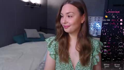 Julia online show from December 17, 4:24 pm