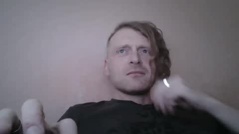 forgotten_lover online show from December 20, 2:49 pm