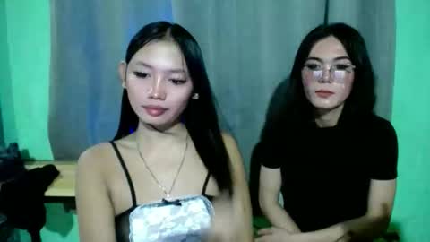 Snapshot of foryoureyes_onlyxoxo chatting on February 7, 3:21 am Call me babe online show from February 7, 3:21 am