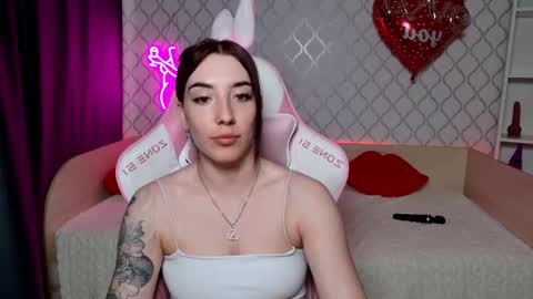 Lily online show from March 16, 5:44 am