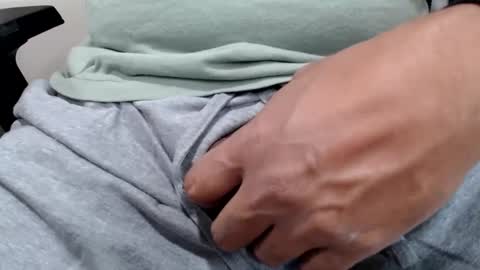 foster19422002 online show from March 5, 6:12 pm