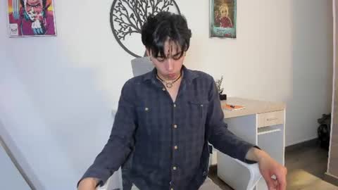 Snapshot of fox_white_ chatting on July 3, 6:58 pm . FOX WHITE . online show from July 3, 6:58 pm